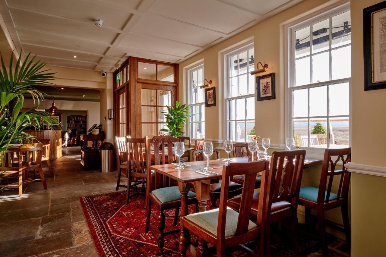 The Ship Hotel Parkgate  Eksteriør billede