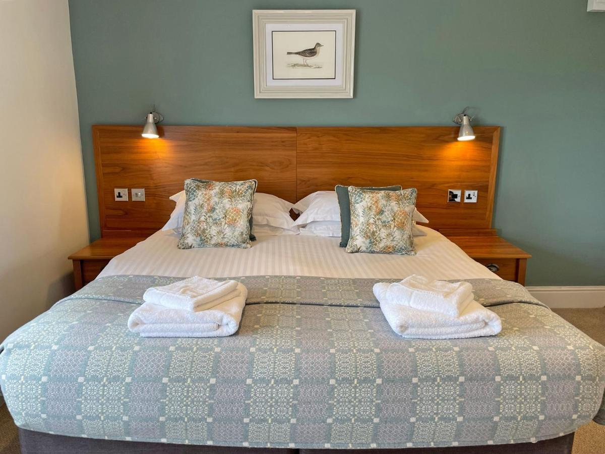 The Ship Hotel Parkgate  Eksteriør billede